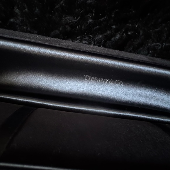 Tiffany and Co Velvet Black Storage Case - Picture 3 of 3